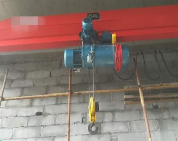懸掛式電動葫蘆的減速器軸承發(fā)熱該怎么辦